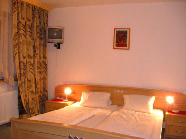 Hotel Sonnhof Wiesing Ngoại thất bức ảnh